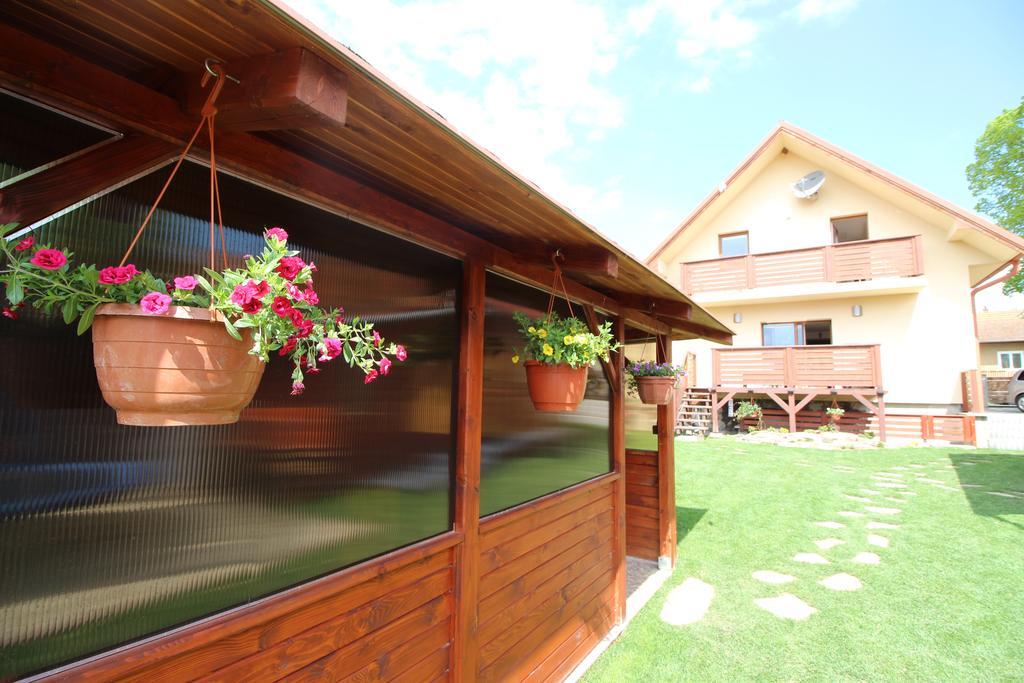 Villa Lienka Bešeňová Exterior foto